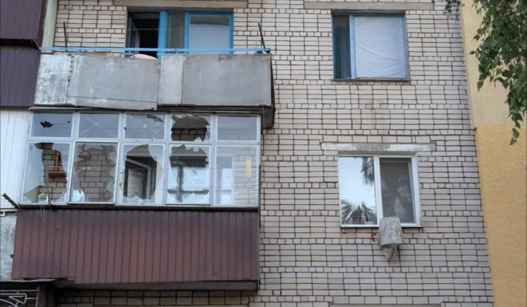 Масовані обстріли: майже 50 атак росіян за добу по громадах Дніпропетровщини