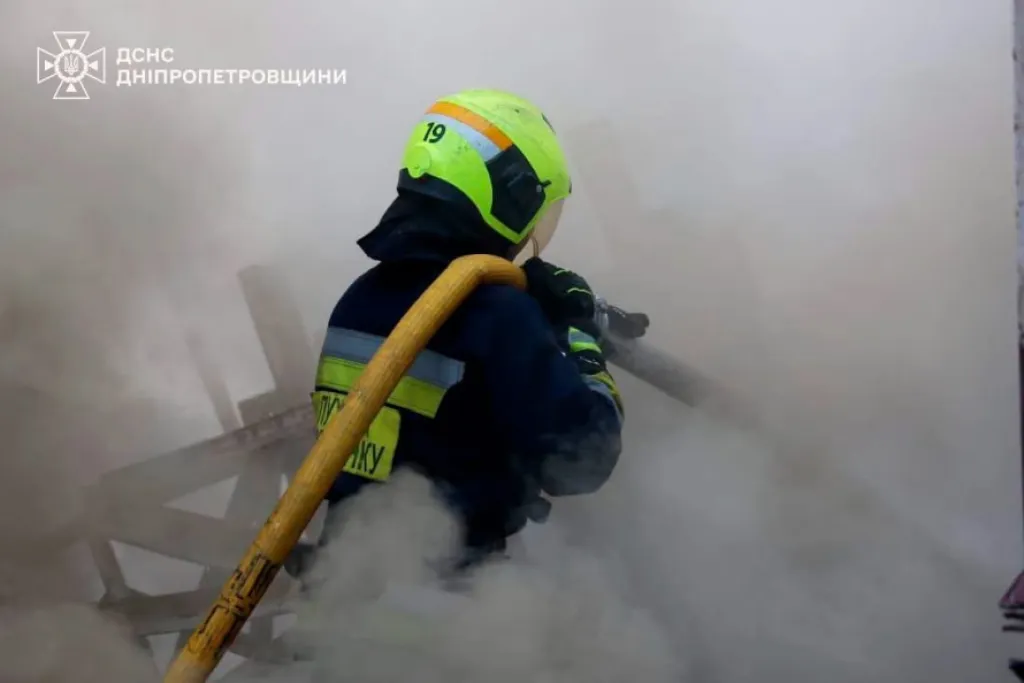 Рятувальники Дніпропетровщини підбили підсумки тижня: врятовано 49 людей